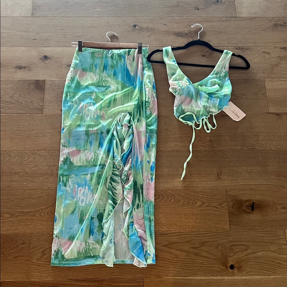 SHEIN Green Blue Pink Watercolor Ruffle Skirt Set